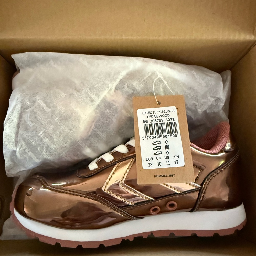 Hummel Kids Sneakers in Shiny Bronze and White
